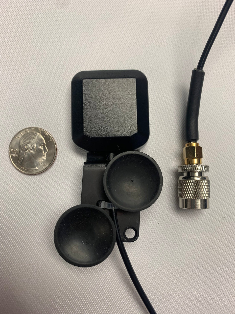 AirText Portable Iridium Antenna + 90 degree Mount